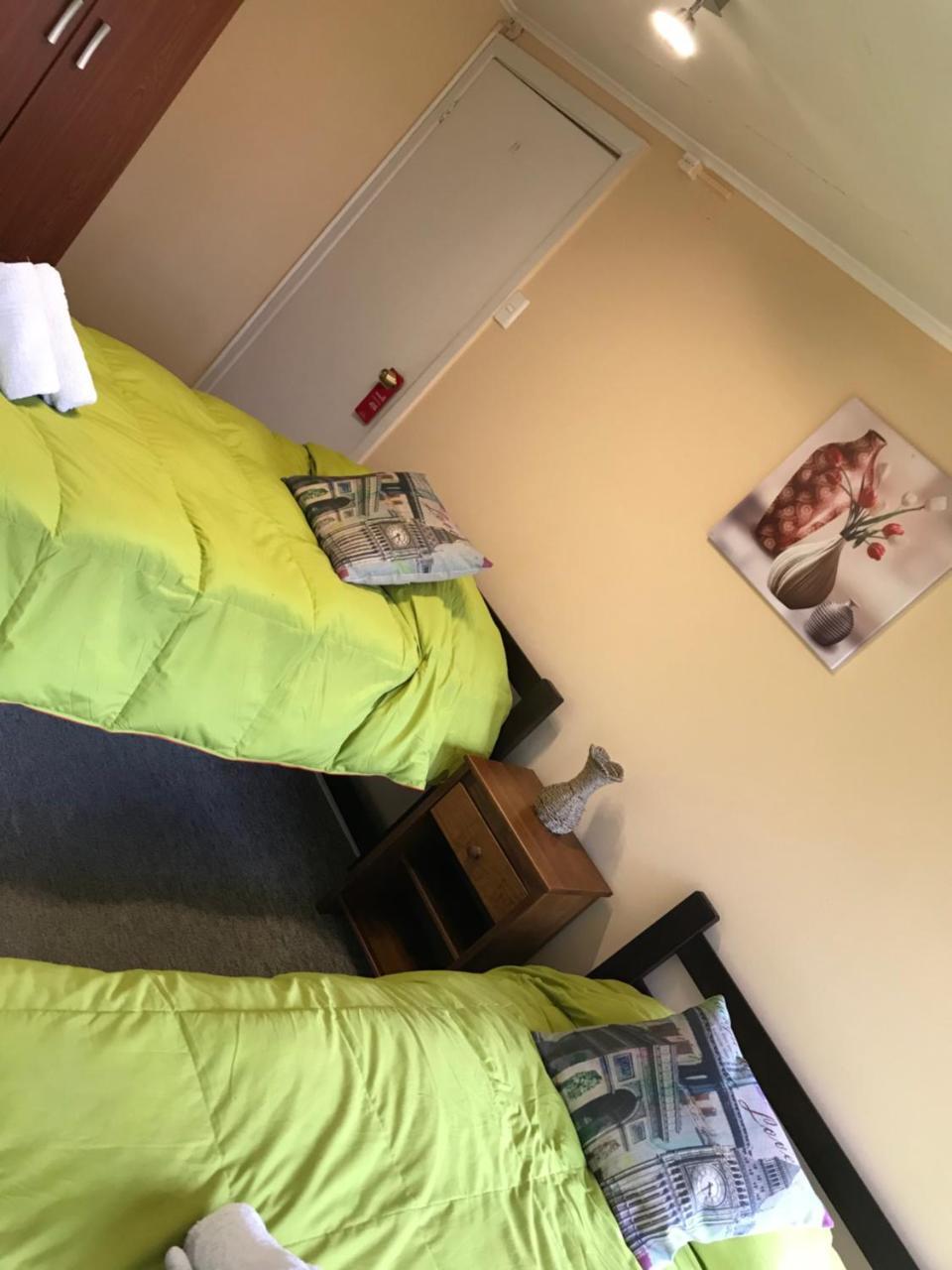 Refugio Bulnes Hostel Πουέρτο Νατάλες Εξωτερικό φωτογραφία